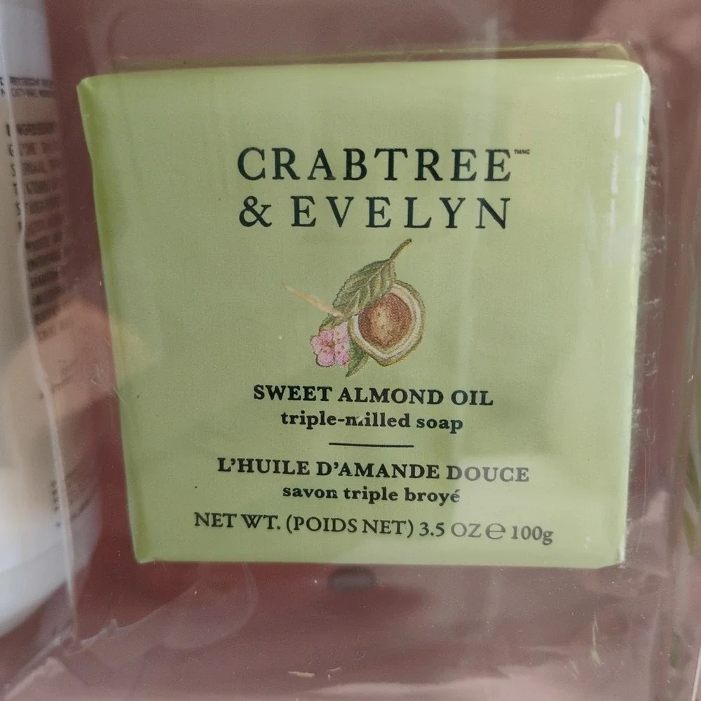 Crabtree & Evelyn Sweet Almond Oil Collection 4 Piece Gift Box‎ Set Lotion Soap
